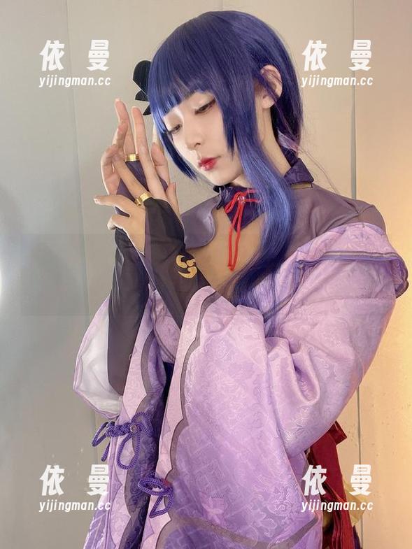 羊小雪juvia 微密圈 - 羊小雪juvia艰难出镜——舰长图包里的白色私房图片,略显荒唐。