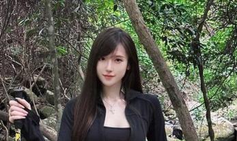 看腐团儿Ikaros的最新原图，甄姬嘛，她永远都是那么的，美妙又让人十分无奈。