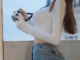 花漾show - 终于找到了冯木木LRIS的“女仆”，这种视角让我觉得她在打理的不止是房间，精选哦