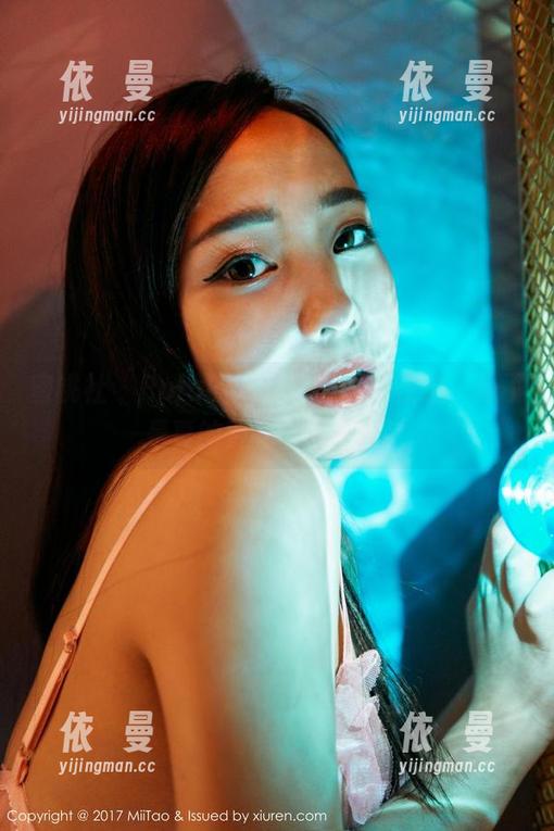 蜜桃社-Rola 蜜桃社 - Rola的婚纱作品,我在想,是不是真的要花一辈子啊?