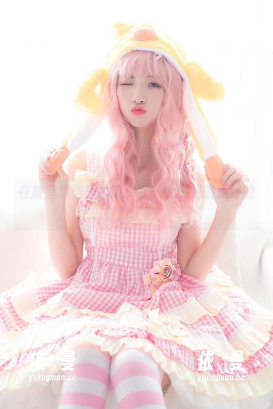 西瓜少女 在教室里邂逅西瓜少女,大概是最美好的课堂了吧?