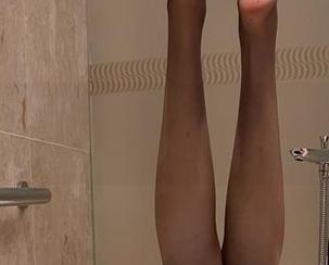 微密圈 - 美图一览：迷人的五姨太那件堪比墙纸的内衣，一不小心就色了！