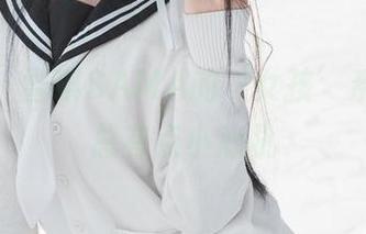 看这里，雪琪SAMA的‘女孩’系列原图总有点小心机